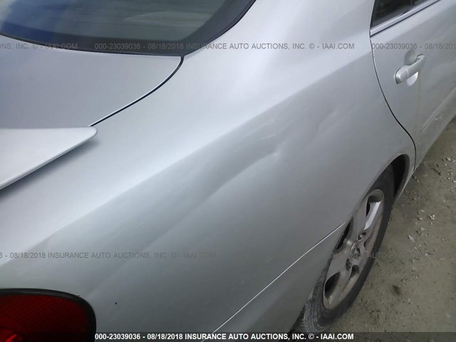 4T1BE32K13U136043 - 2003 TOYOTA CAMRY LE/XLE/SE 银色 照片 6