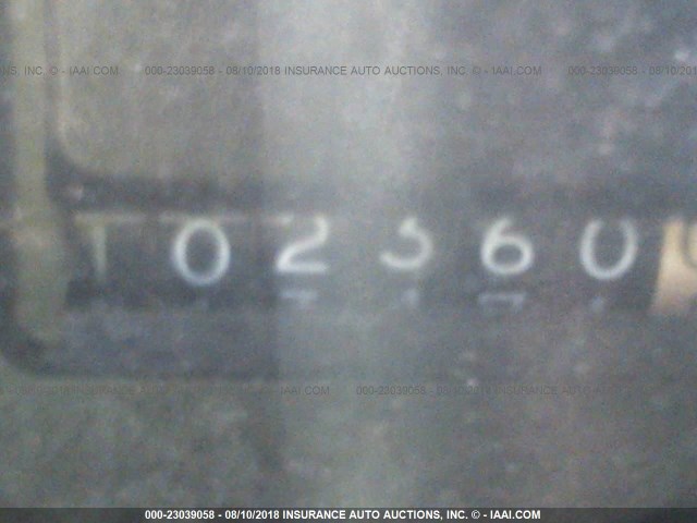 1GCDC14Z1LE173640 - 1990 CHEVROLET GMT-400 C1500 WHITE photo 7