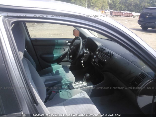 2HGES16375H565907 - 2005 HONDA CIVIC DX VP GRAY photo 5