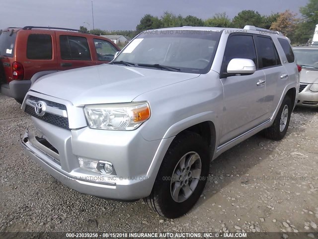 JTEBU5JRXB5034892 - 2011 TOYOTA 4RUNNER SR5/LIMITED/TRAIL GRAY photo 2