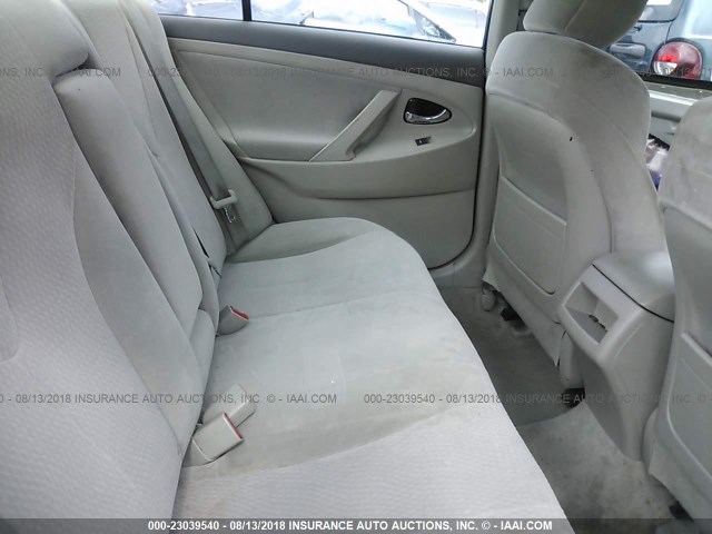 4T1BF3EK7AU025390 - 2010 TOYOTA CAMRY SE/LE/XLE თაფლისფერი ფოტო 8