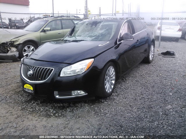 2G4GR5EK6C9112092 - 2012 BUICK REGAL BLACK photo 2