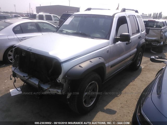 1J4GL38K35W723692 - 2005 JEEP LIBERTY RENEGADE SILVER photo 2