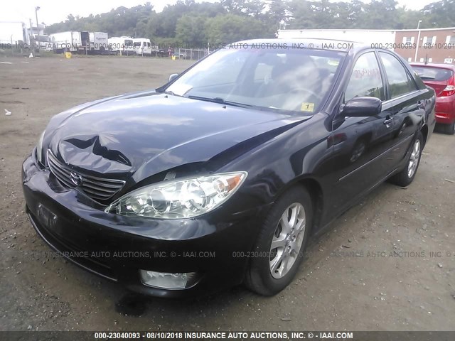 4T1BF30K55U107213 - 2005 TOYOTA CAMRY LE/XLE/SE Қара фото 2