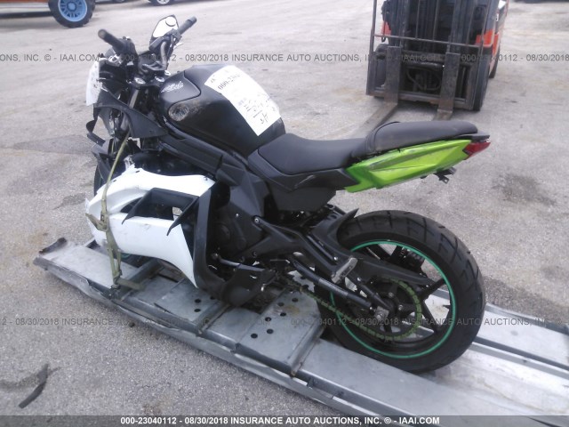 JKAEXEF15EDA16867 - 2014 KAWASAKI EX650 F WHITE photo 3