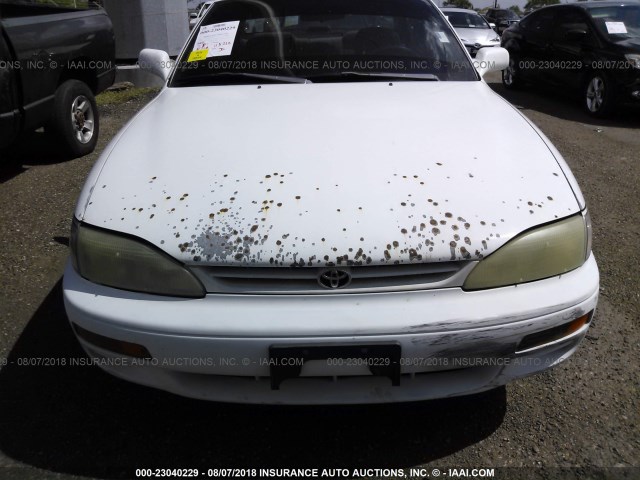 4T1BG12K2TU806861 - 1996 TOYOTA CAMRY DX/LE/XLE WHITE photo 6