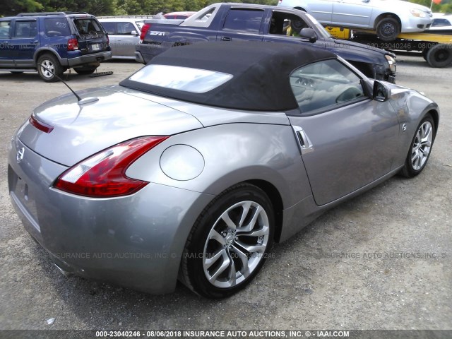 JN1AZ4FH4AM304606 - 2010 NISSAN 370Z GRAY photo 4