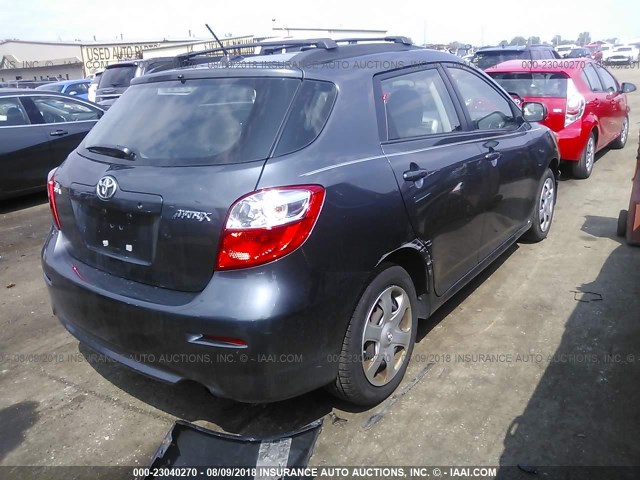 2T1KU4EE5AC323377 - 2010 TOYOTA COROLLA MATRIX  GRAY photo 4