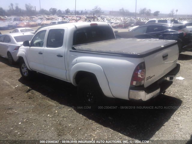 5TFJX4GN7FX048586 - 2015 TOYOTA TACOMA DOUBLE CAB PRERUNNER WHITE photo 3