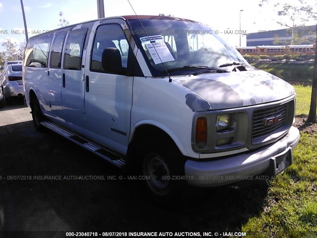 1GJHG39RX21195712 - 2002 GMC SAVANA G3500 WHITE photo 1