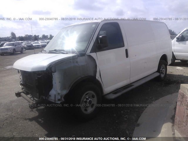 1GTW7FCF1F1903401 - 2015 GMC SAVANA G2500 WHITE photo 2