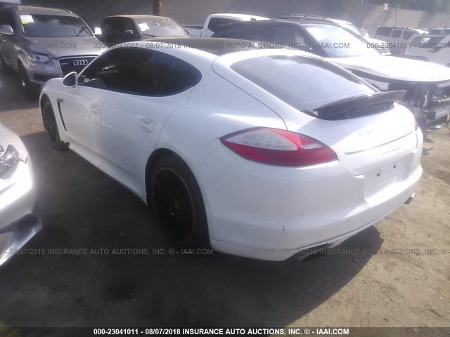 WP0AA2A79CL071726 - 2012 PORSCHE PANAMERA 2/4 WHITE photo 3