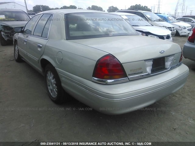 2FAFP74W13X184776 - 2003 FORD CROWN VICTORIA LX GREEN photo 3