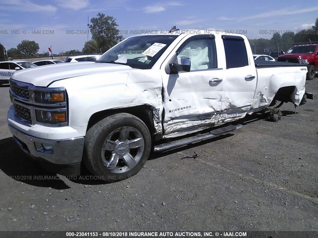 1GCVKSEC2FZ321850 - 2015 CHEVROLET SILVERADO K1500 LTZ WHITE photo 2