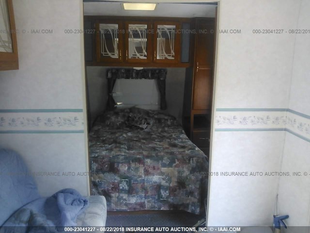 4X4TCKF2X1K084448 - 2001 FOREST RIVER CHEROKEE  未知 照片 5