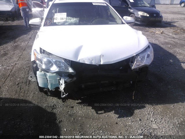 4T1BF1FK1CU180507 - 2012 TOYOTA CAMRY SE/LE/XLE თეთრი ფოტო 6
