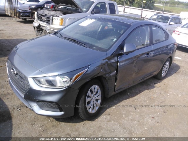 3KPC24A36JE006689 - 2018 HYUNDAI ACCENT SEL BLUE photo 2