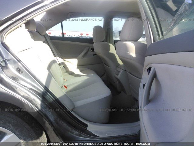 4T4BE46K88R038429 - 2008 TOYOTA CAMRY CE/LE/XLE/SE GRAY photo 8