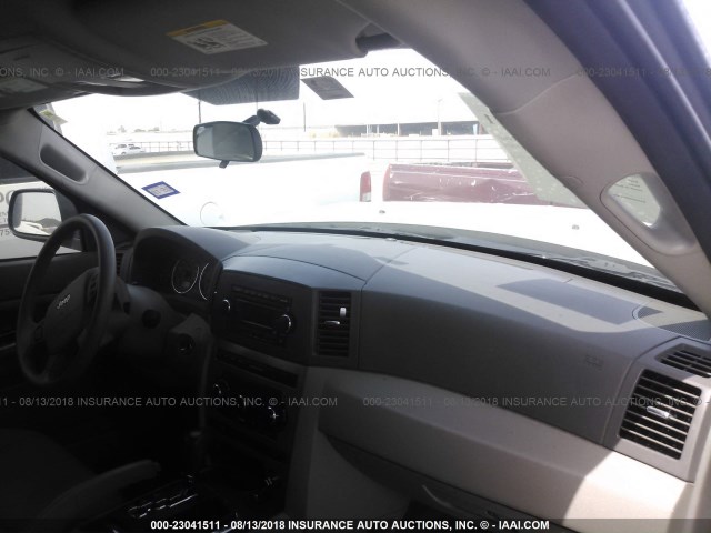 1J8GS48K47C680539 - 2007 JEEP GRAND CHEROKEE LAREDO/COLUMBIA/FREEDOM 金色 照片 5