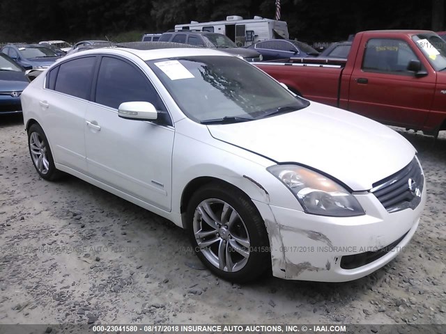 1N4CL21E88C179012 - 2008 NISSAN ALTIMA HYBRID WHITE photo 1