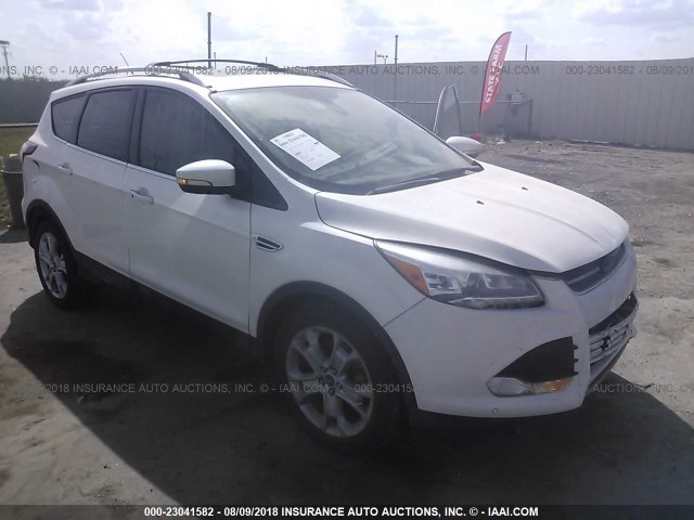 1FMCU9J97FUA77738 - 2015 FORD ESCAPE TITANIUM WHITE photo 1