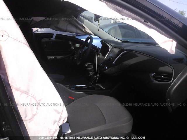 1G1ZB5ST9HF137655 - 2017 CHEVROLET MALIBU LS 灰色 照片 5