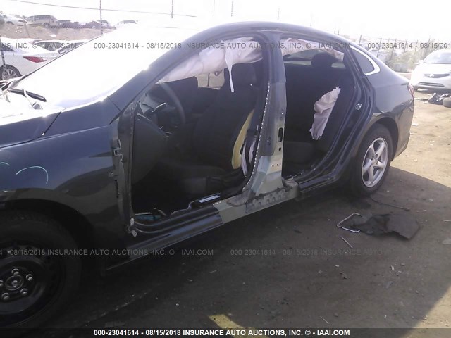 1G1ZB5ST9HF137655 - 2017 CHEVROLET MALIBU LS 灰色 照片 6