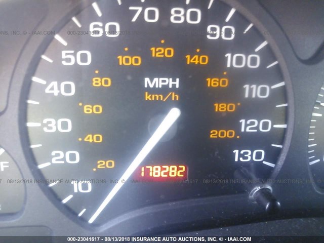 1G8ZR12751Z325828 - 2001 SATURN SC2 BLACK photo 7