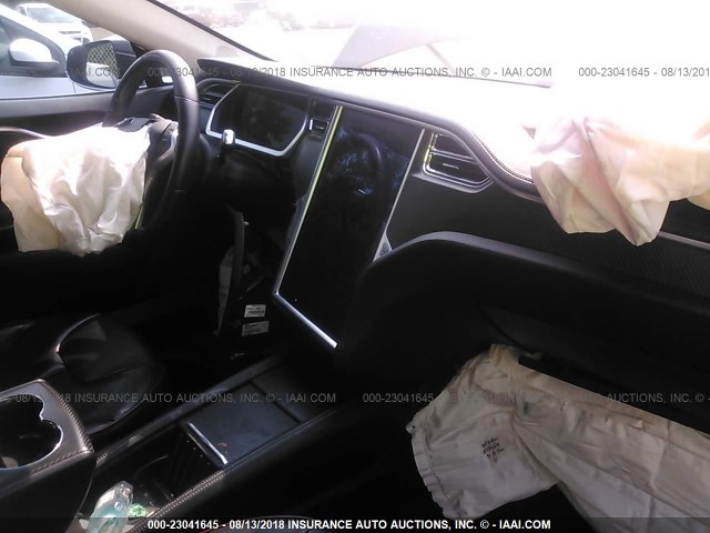 5YJSA1CP8DFP07665 - 2013 TESLA MODEL S Սև լուսանկար 5