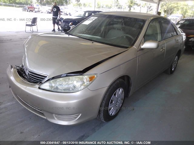 4T1BE32K15U015435 - 2005 TOYOTA CAMRY LE/XLE/SE Qızıl foto 2