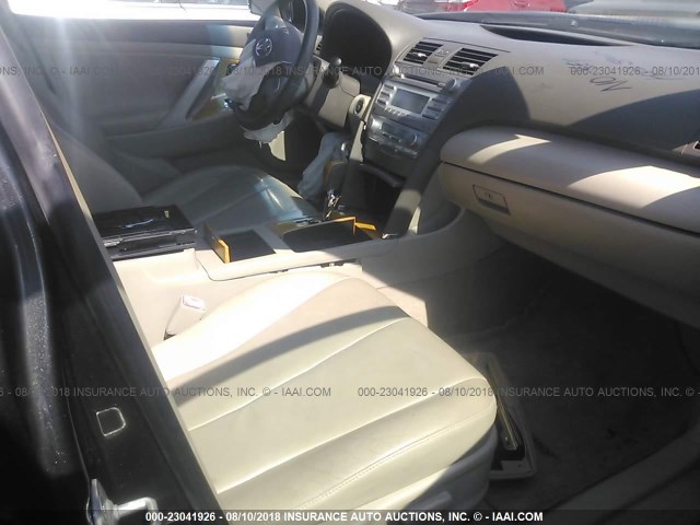 JTNBK46K473023868 - 2007 TOYOTA CAMRY NEW GENERAT LE/XLE/SE GRAY photo 5