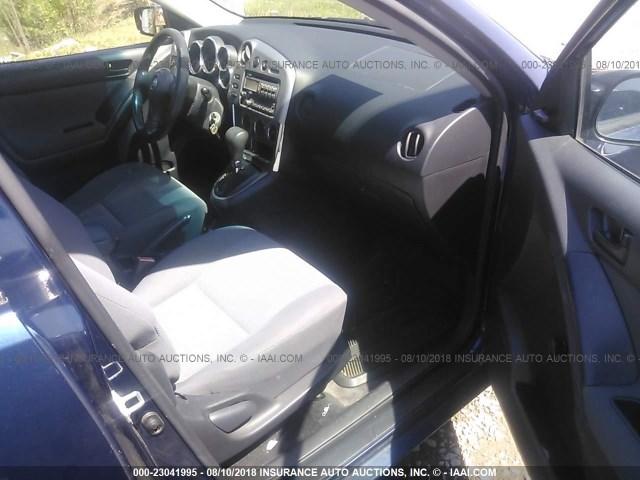 2T1KR32E33C012517 - 2003 TOYOTA COROLLA MATRIX XR Dark Blue photo 5