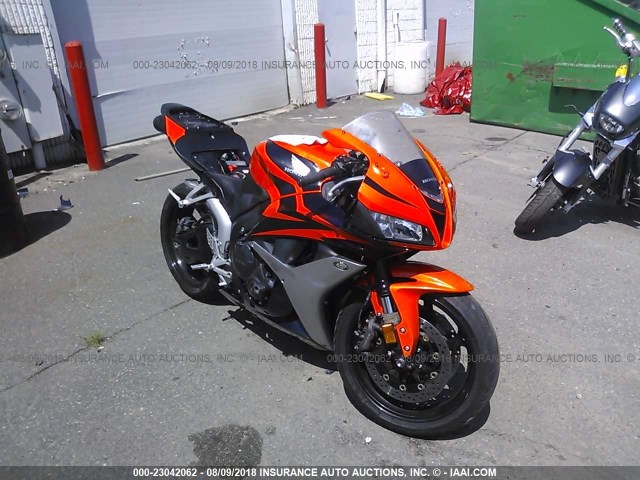 JH2PC40078M101366 - 2008 HONDA CBR600 RR ORANGE photo 1