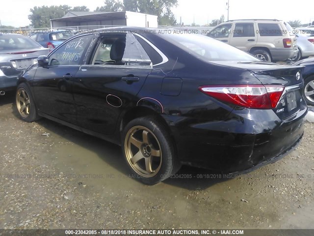 4T1BF1FK7GU210003 - 2016 TOYOTA CAMRY LE/XLE/SE/XSE 黑色 照片 3