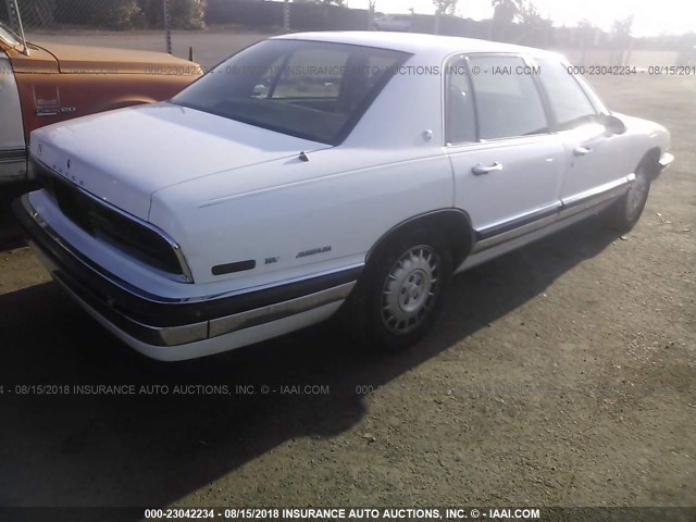 1G4CW52L1R1607169 - 1994 BUICK PARK AVENUE  WHITE photo 4