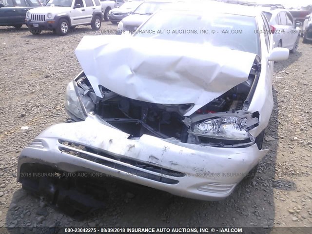 4T1BF30K72U535943 - 2002 TOYOTA CAMRY LE/XLE/SE Gümüş foto 6