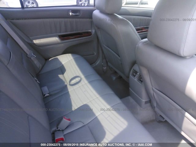 4T1BF30K72U535943 - 2002 TOYOTA CAMRY LE/XLE/SE Gümüş foto 8