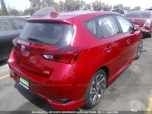 JTNKARJEXJJ563035 - 2018 TOYOTA COROLLA IM RED photo 4