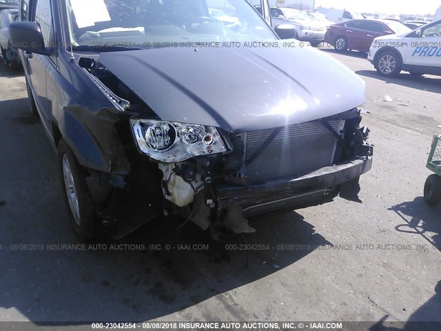 2C4RDGBG5CR272634 - 2012 DODGE GRAND CARAVAN SE GRAY photo 6