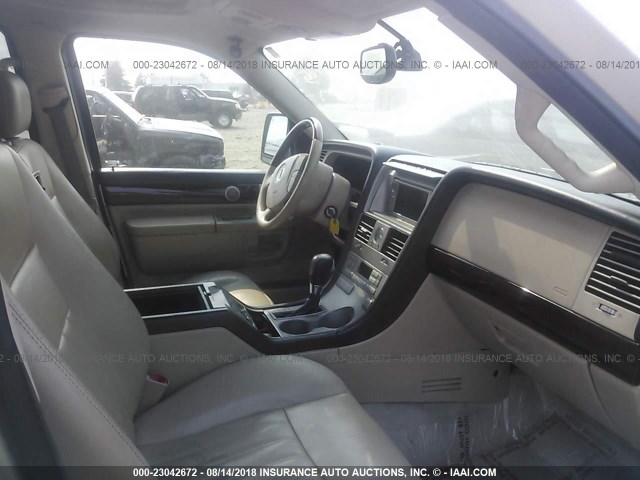 5LMEU68H45ZJ03098 - 2005 LINCOLN AVIATOR 金色 照片 5