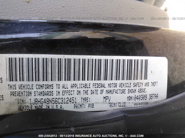 1J8HG48N56C312451 - 2006 JEEP COMMANDER BLACK photo 9