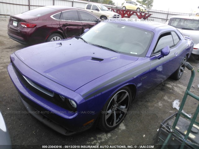 2C3CDYBT9EH148727 - 2014 DODGE CHALLENGER R/T PURPLE photo 2