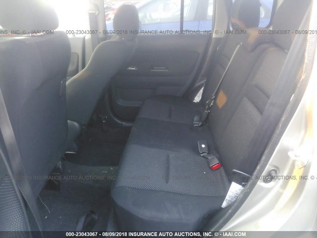 JTLKT334440136769 - 2004 TOYOTA SCION XB ნაცრისფერი ფოტო 8