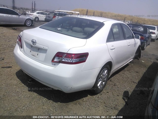 4T1BF3EK4BU591170 - 2011 TOYOTA CAMRY SE/LE/XLE თეთრი ფოტო 4