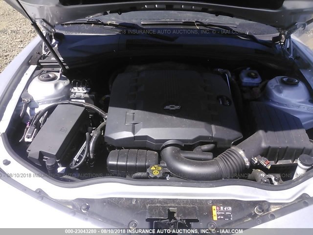 2G1FA1E35F9252303 - 2015 CHEVROLET CAMARO LS SILVER photo 10