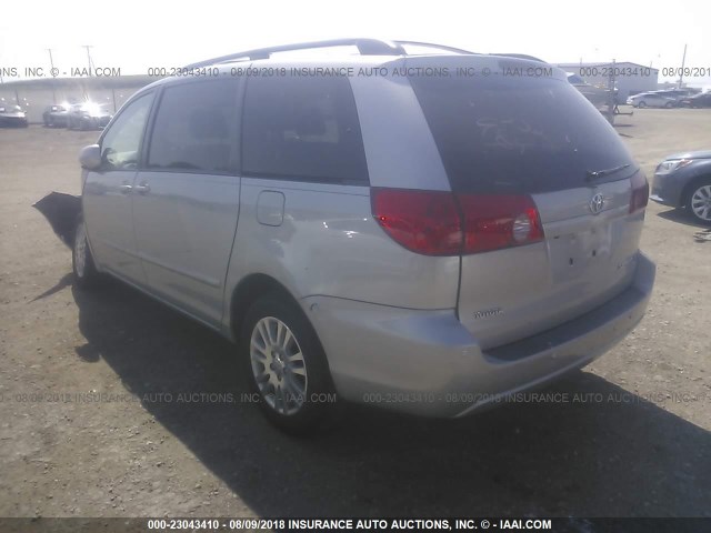 5TDBK22CX7S001380 - 2007 TOYOTA SIENNA XLE/XLE LIMITED SILVER photo 3