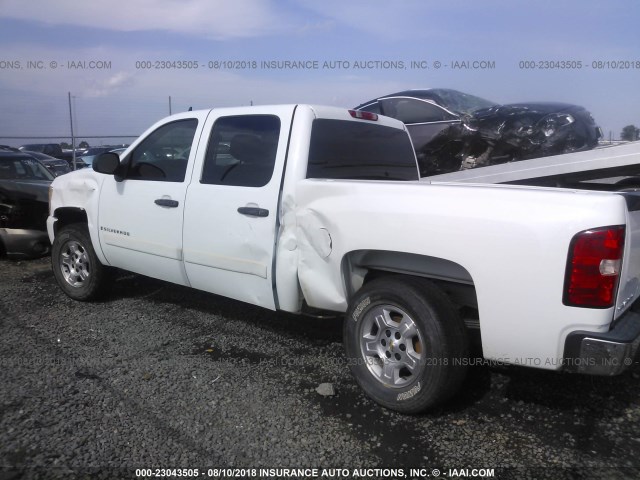 2GCEC13J881163227 - 2008 CHEVROLET SILVERADO C1500 WHITE photo 6