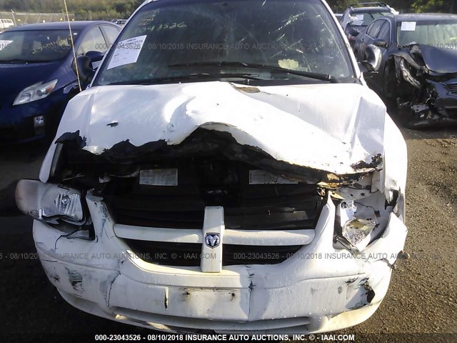 1D4GP45RX6B535510 - 2006 DODGE CARAVAN SXT WHITE photo 6