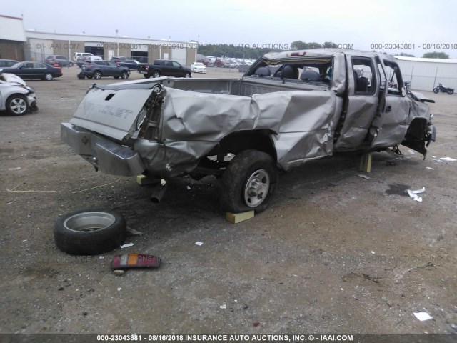 1GCHC29U71E262842 - 2001 CHEVROLET SILVERADO C2500 HEAVY DUTY GRAY photo 4