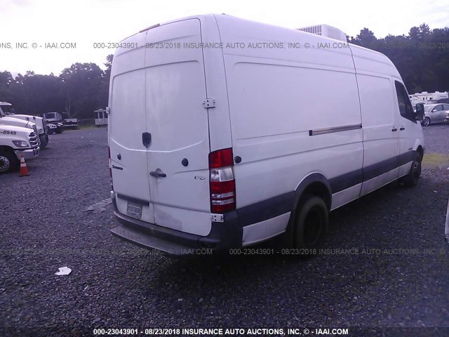 WD0PF145275218454 - 2007 DODGE SPRINTER 3500 WHITE photo 4